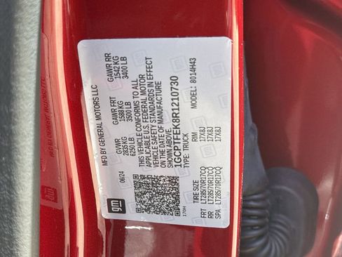 Used 2024 Chevrolet Colorado ZR2 w/ Safety Package AWD/4WD image 26
