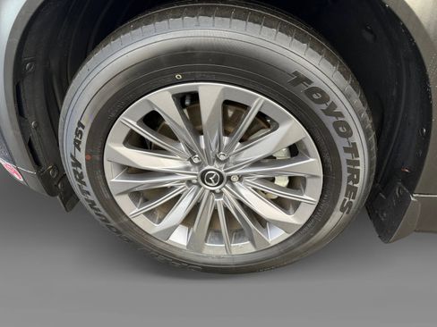 Certified 2024 MAZDA CX-90 Plug-In Hybrid w/ Preferred image 9