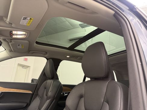 Used 2023 Volvo XC90 B6 Plus w/ Protection Package Premier image 14