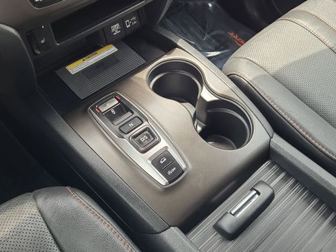 Used 2022 Honda Passport TrailSport image 23