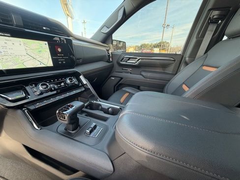 Used 2025 GMC Sierra 1500 AT4 w/ Technology Package image 22