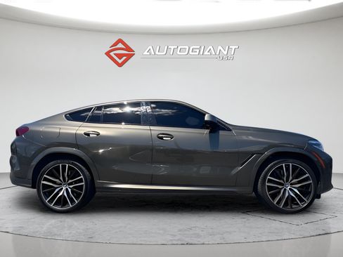 Used 2021 BMW X6 M50i AWD/4WD image 9