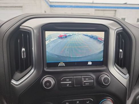 Used 2021 Chevrolet Silverado 1500 LT AWD/4WD image 27
