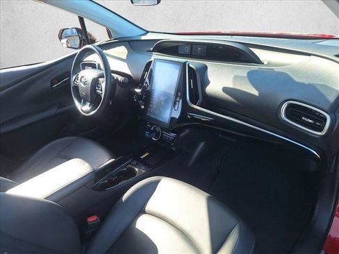 Used 2020 Toyota Prius Prime XLE w/ Carpet Mat Package FWD image 18