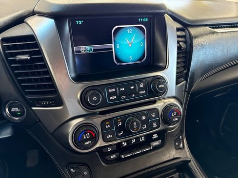 Used 2015 Chevrolet Suburban LTZ AWD/4WD image 21