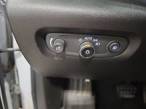 Used 2019 Chevrolet Traverse LT w/ LPO, Floor Liner Package AWD/4WD image 14