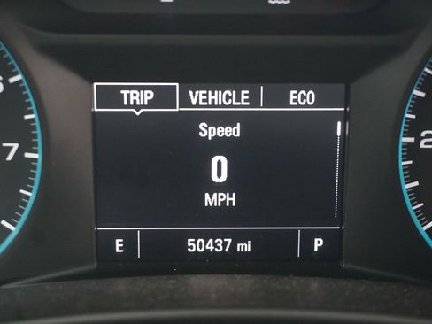 Used 2018 Chevrolet Equinox LT image 6