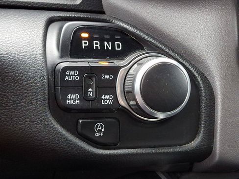 Used 2023 RAM 1500 Big Horn AWD/4WD image 16