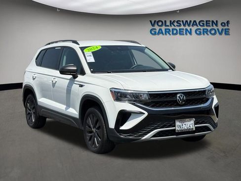 Used 2024 Volkswagen Taos S FWD image 2