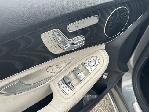 Used 2017 Mercedes-Benz C 300 Sedan w/ Premium 1 Package image 16