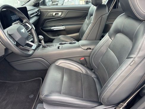 Used 2024 Ford Mustang GT Premium image 14