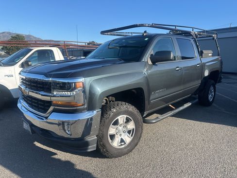 Used 2018 Chevrolet Silverado 1500 LT w/ All Star Edition image 3