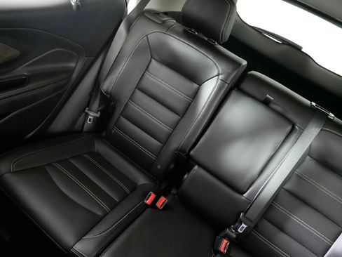 Used 2024 GMC Terrain Denali image 12