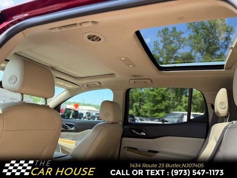 Used 2018 GMC Acadia Denali w/ Technology Package AWD/4WD image 19