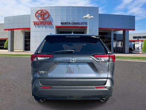 Used 2024 Toyota RAV4 XLE FWD image 6