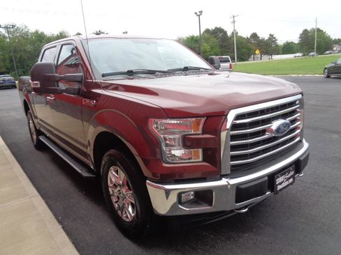 Used 2017 Ford F150 XLT w/ Equipment Group 302A Luxury AWD/4WD image 4