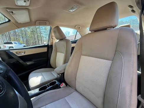 Used 2014 Toyota Corolla LE FWD image 13