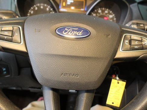 Used 2018 Ford Focus S image 17