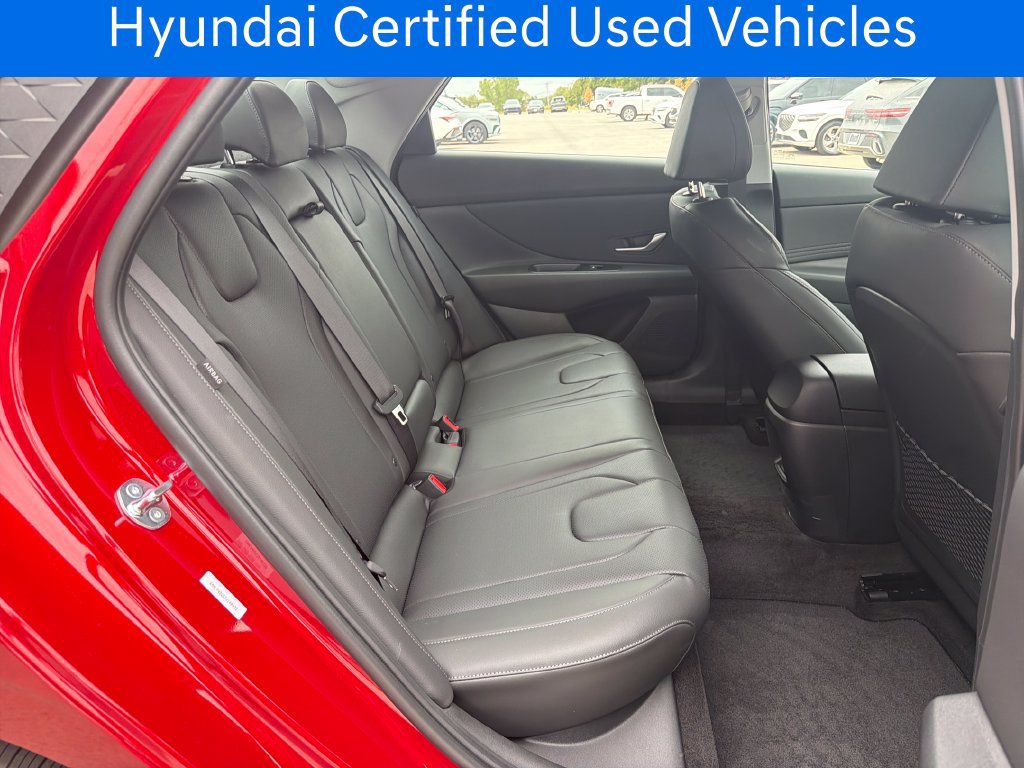 Certified 2026 Hyundai Elantra Limited FWD image 33