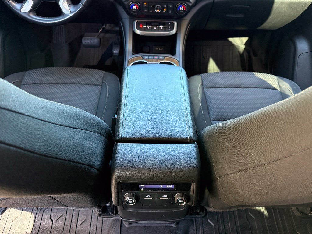 Used 2020 GMC Acadia SLE w/ LPO, Floor Liner Package FWD image 31