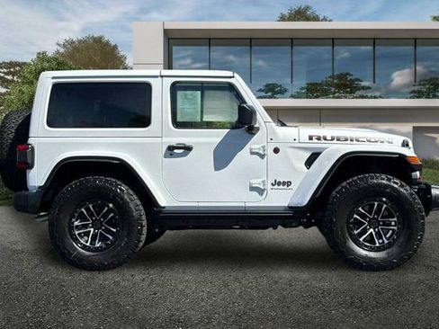 Used 2026 Jeep Wrangler Rubicon AWD/4WD image 3