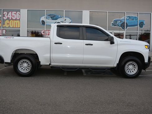 Used 2019 Chevrolet Silverado 1500 W/T w/ Trailering Package image 8