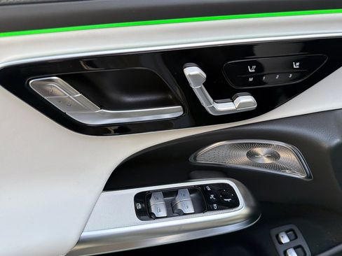 New 2026 Mercedes-Benz E 53 AMG e 4MATIC Sedan image 10