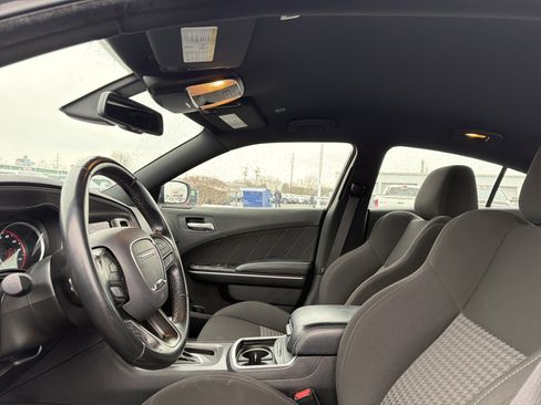 Used 2023 Dodge Charger GT image 11