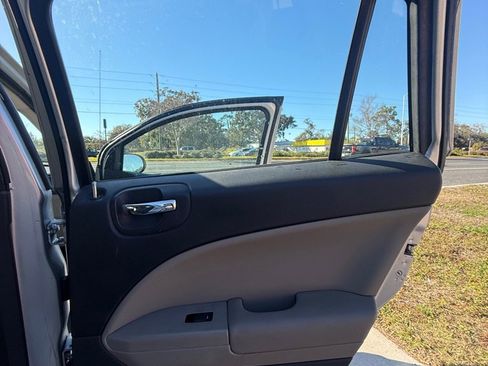 Used 2012 Dodge Caliber SXT image 15