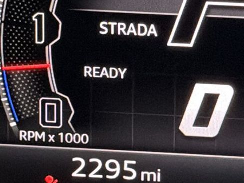 Used 2024 Lamborghini Urus Performante AWD/4WD image 18