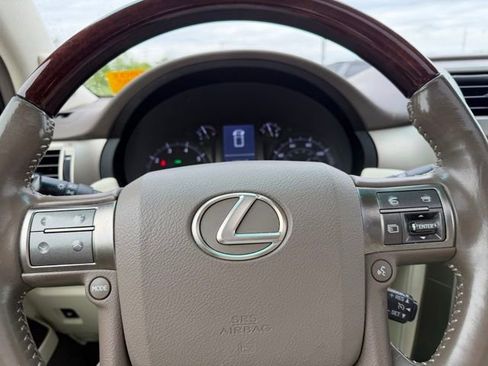 Used 2017 Lexus GX 460 Premium w/ Premium Package AWD/4WD image 20