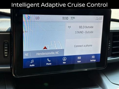 Used 2022 Ford Explorer XLT w/ Equipment Group 202A AWD/4WD image 17