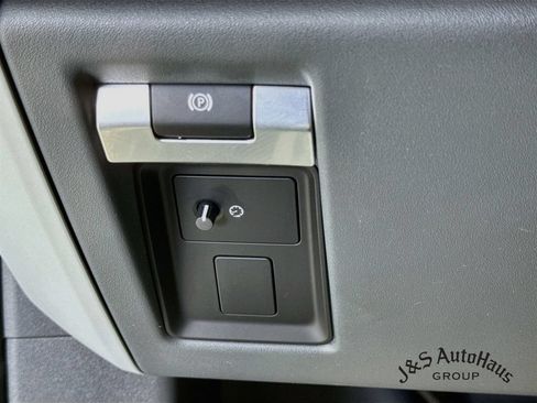 Used 2024 Land Rover Defender 110 S AWD/4WD image 10