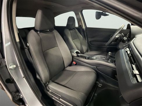 Used 2022 Honda HR-V EX image 8