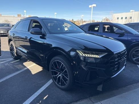 Used 2023 Audi Q8 Premium Plus w/ Premium Plus Package image 2