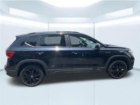 Used 2022 Volkswagen Taos SEL FWD image 5