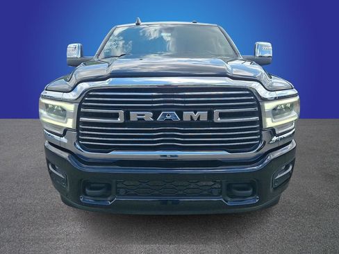 Used 2024 RAM 2500 Laramie AWD/4WD image 2