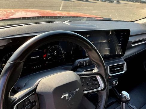 Used 2024 Ford Mustang Premium image 7