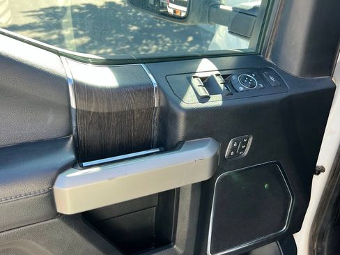 Used 2021 Ford F350 Lariat w/ Lariat Value Package AWD/4WD image 28