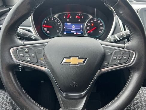 Used 2020 Chevrolet Equinox LT image 7
