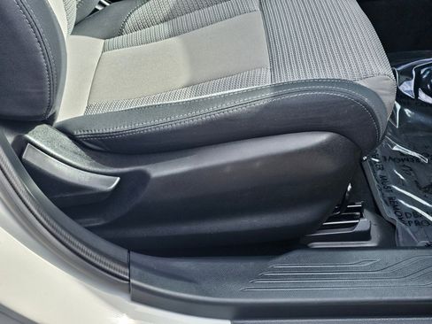 Used 2021 Subaru Outback Premium image 27