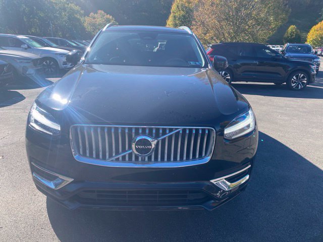 Used 2023 Volvo XC90 B6 Plus w/ Protection Package AWD/4WD image 2