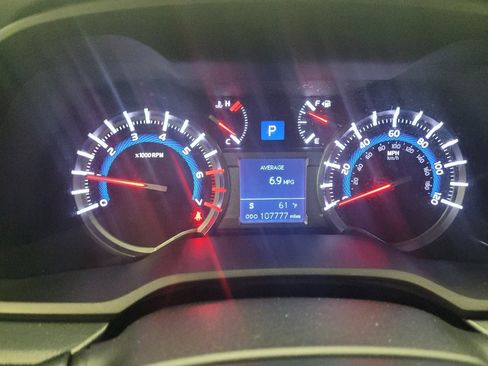 Used 2018 Toyota 4Runner SR5 image 23