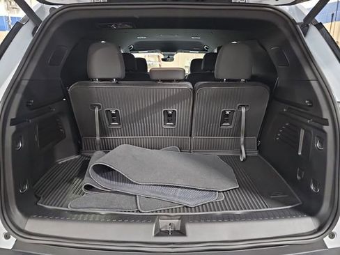 New 2026 Chevrolet Traverse LT w/ Driver Confidence Package image 23