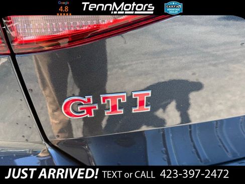 Used 2019 Volkswagen GTI SE image 14