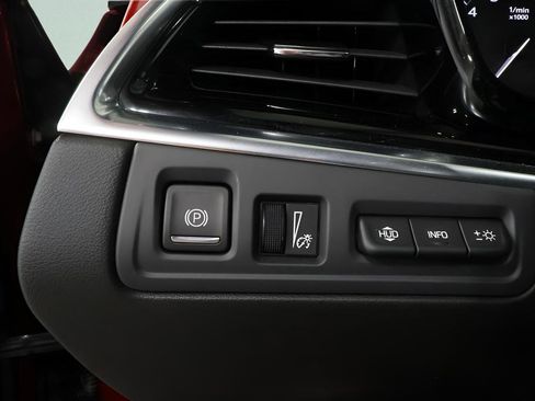 Used 2024 Cadillac XT6 Sport w/ Technology Package AWD/4WD image 20