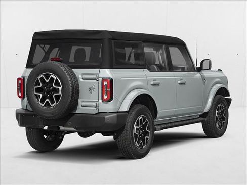New 2026 Ford Bronco Outer Banks AWD/4WD image 2