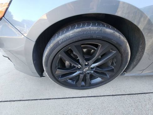 Used 2024 Chevrolet Malibu LT w/ Sport Edition FWD image 9