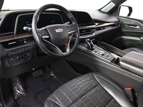 Used 2023 Cadillac Escalade Sport Platinum image 12