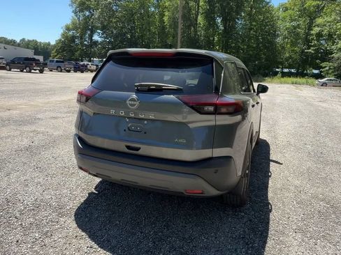 Used 2023 Nissan Rogue S AWD/4WD image 8